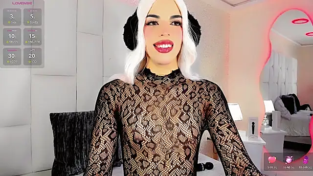 Snapshot of CandyJoselyn chatting on October 5, 1:09 pm CandyJoselyn online show from October 5, 1:09 pm