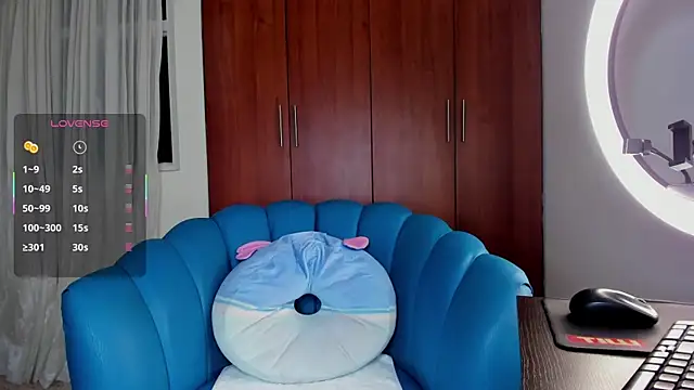 Julie Markk online show from September 13, 8:19 pm