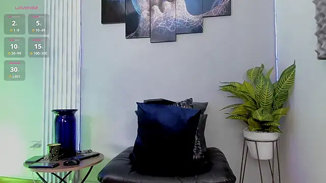 Snapshot of thomas_eliotts chatting on February 2, 7:46 pm thomas eliotts online show from February 2, 7:46 pm