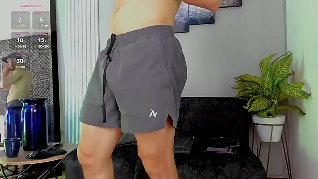 Snapshot of thomas_eliotts chatting on September 24, 2:42 pm thomas eliotts online show from September 24, 2:42 pm