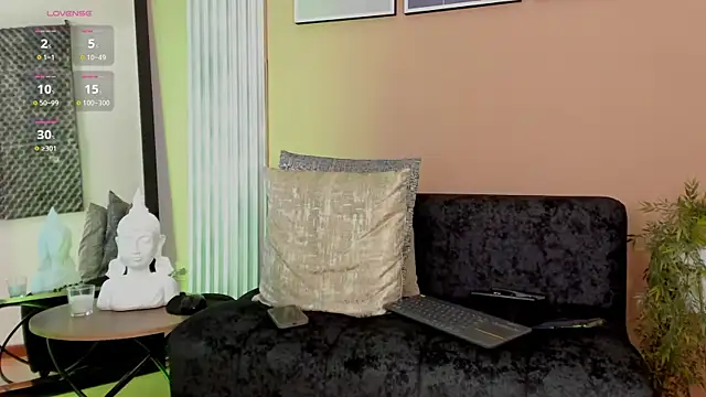 Snapshot of thomas_eliotts chatting on October 8, 7:55 pm thomas eliotts online show from October 8, 7:55 pm