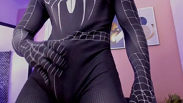 Snapshot of thomas_eliotts chatting on October 31, 8:21 pm thomas eliotts online show from October 31, 8:21 pm