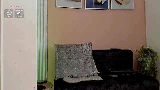 Snapshot of thomas_eliotts chatting on March 5, 8:16 pm thomas eliotts online show from March 5, 8:16 pm
