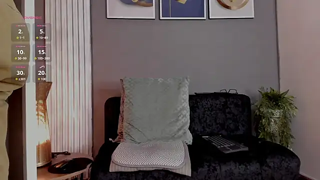 Snapshot of thomas_eliotts chatting on June 11, 7:45 pm thomas eliotts online show from June 11, 7:45 pm