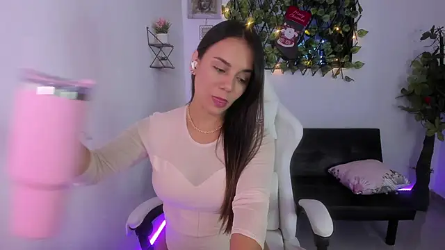 Sara lopez 28 online show from December 18, 2:38 pm