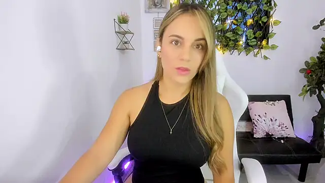 Sara lopez 28 online show from January 25, 12:16 pm