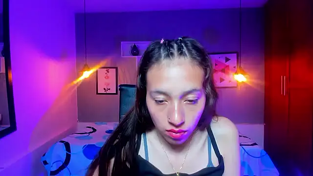 Valeria roussi online show from December 4, 7:34 pm