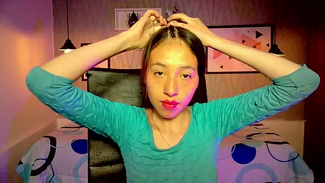 Valeria roussi online show from December 5, 1:06 pm