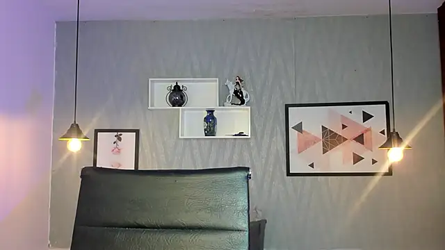 Valeria roussi online show from December 13, 1:22 pm