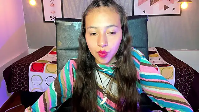 Valeria roussi online show from December 20, 8:01 pm