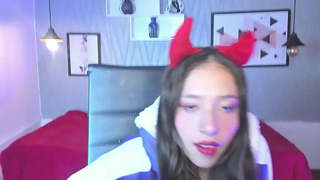 Valeria roussi online show from December 29, 8:58 pm