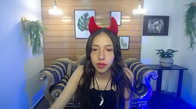 Valeria roussi online show from February 14, 7:23 pm