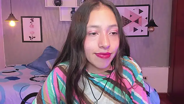 Valeria roussi online show from February 18, 5:10 pm