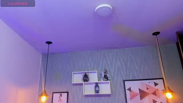 Valeria roussi online show from October 11, 2:04 pm