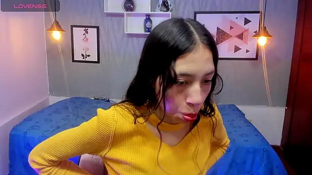 Valeria roussi online show from October 28, 1:58 pm