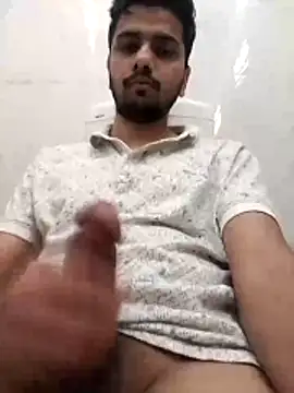 Snapshot of itachigunn chatting on March 3, 3:01 am itachigunn online show from March 3, 3:01 am