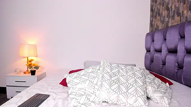 IsabellaAnngel online show from January 22, 11:43 pm