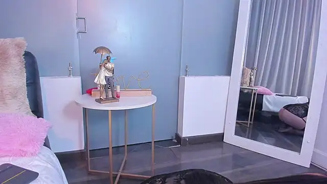 IsabellaAnngel online show from February 16, 12:30 am