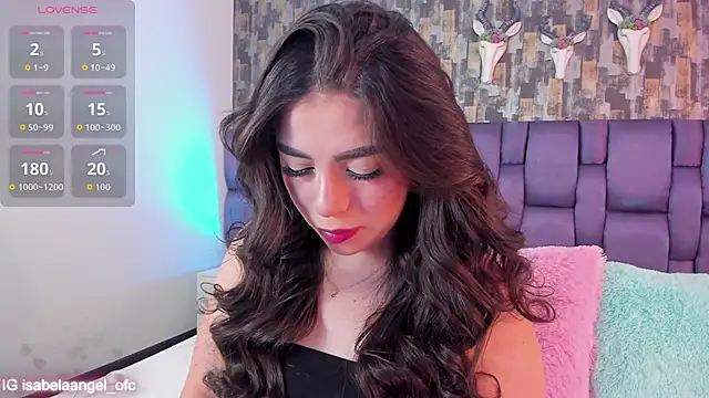 Snapshot of IsabellaAnngel chatting on December 2, 11:34 pm IsabellaAnngel online show from December 2, 11:34 pm