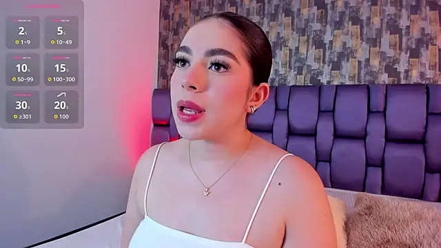 Snapshot of IsabellaAnngel chatting on January 18, 9:51 pm IsabellaAnngel online show from January 18, 9:51 pm