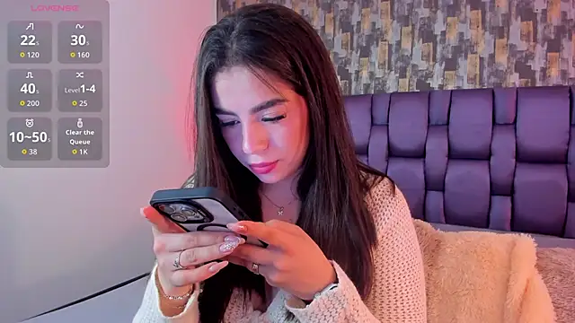 Snapshot of IsabellaAnngel chatting on February 4, 11:53 pm IsabellaAnngel online show from February 4, 11:53 pm