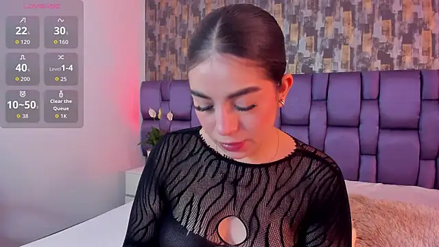 Snapshot of IsabellaAnngel chatting on February 8, 11:08 pm IsabellaAnngel online show from February 8, 11:08 pm