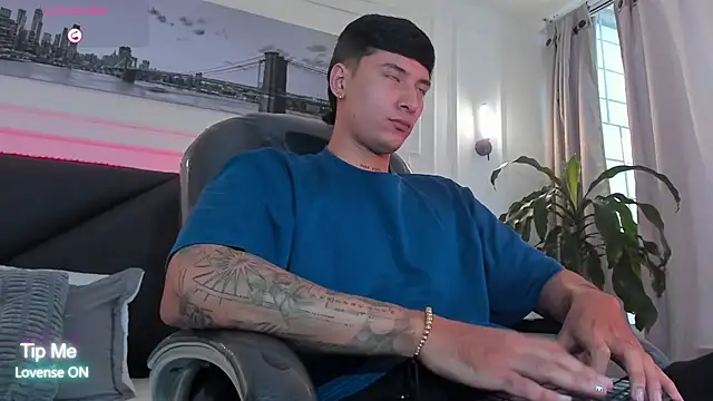 Damian23   online show from March 20, 7:19 pm