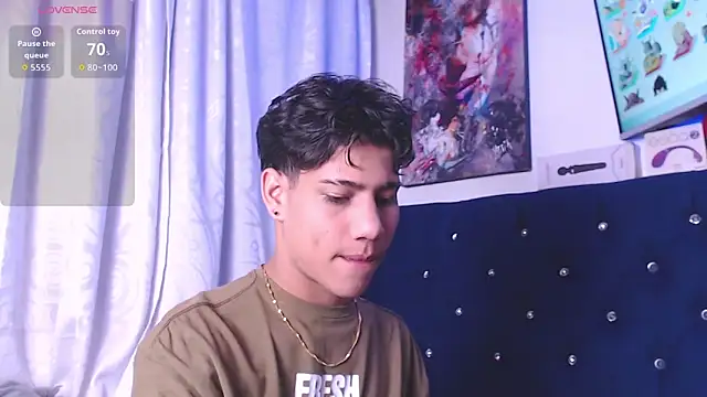 Snapshot of Sexys_Boys_Hot1 chatting on November 29, 2:47 am Sexys Boys Hot1 online show from November 29, 2:47 am