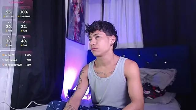 Snapshot of Sexys_Boys_Hot1 chatting on March 23, 1:42 am Sexys Boys Hot1 online show from March 23, 1:42 am