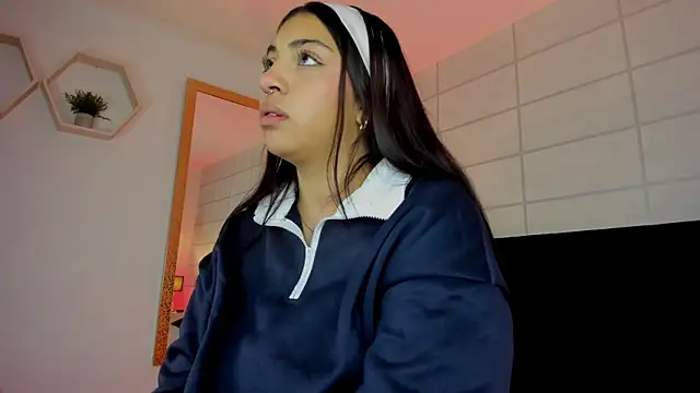 Christine Laam online show from October 28, 11:58 am