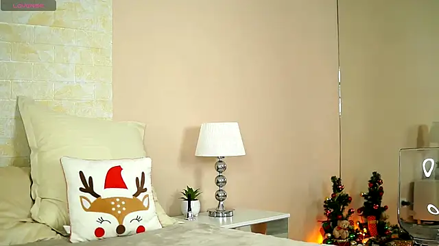 Snapshot of NattyPierce chatting on December 28, 4:30 pm NattyPierce online show from December 28, 4:30 pm