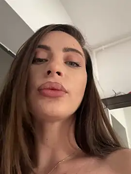 Snapshot of NattyPierce chatting on February 25, 10:37 am NattyPierce online show from February 25, 10:37 am