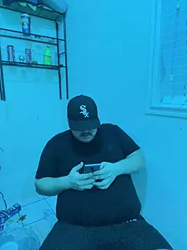 Snapshot of RodeMud chatting on March 28, 10:26 am RodeMud online show from March 28, 10:26 am