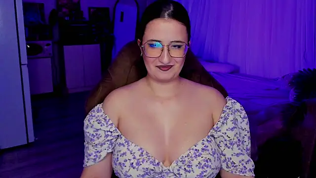 annallurings online show from December 20, 4:47 pm