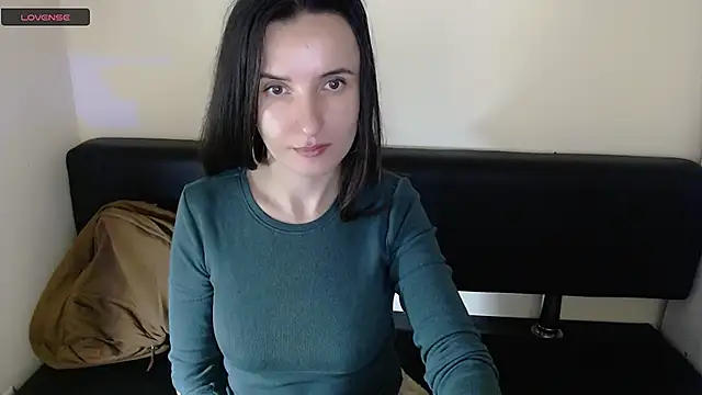 LaimaV  online show from December 8, 2:30 pm