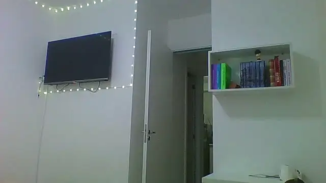 Snapshot of isa_ofc2024 chatting on December 19, 2:18 am isa ofc2024 online show from December 19, 2:18 am