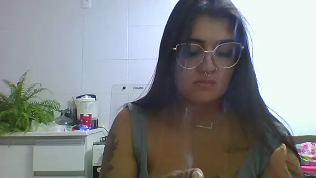 Snapshot of isa_ofc2024 chatting on December 20, 11:50 am isa ofc2024 online show from December 20, 11:50 am