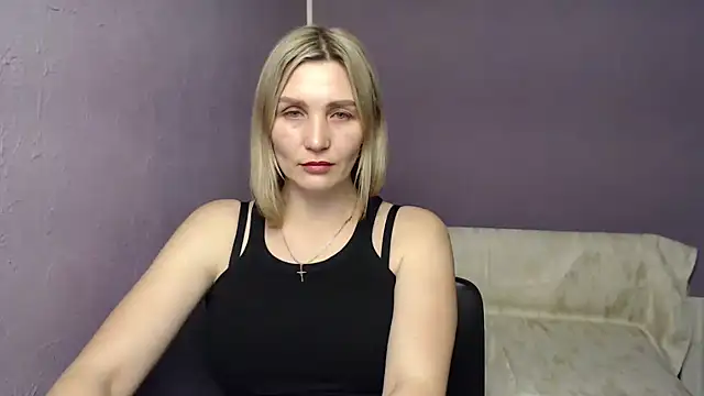  sexy lady online show from December 23, 9:40 pm