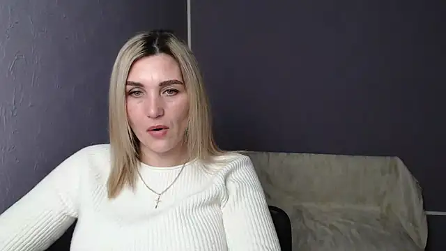  sexy lady online show from February 17, 1:42 pm