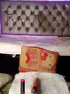 GinaKurt online show from December 9, 12:56 am