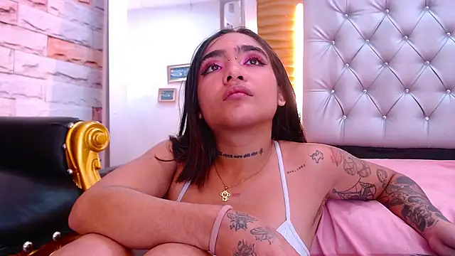 HelenaSwani online show from January 21, 3:43 pm