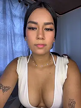 ALANAH KITTY online show from July 8, 8:02 pm