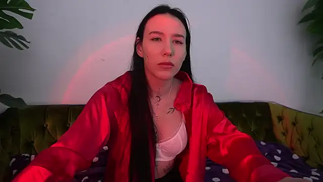 NikkiGoldSide online show from March 18, 9:10 pm