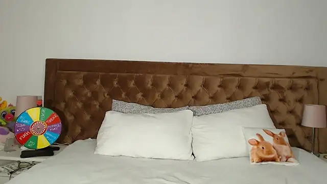 Aylinhoney08 online show from December 13, 1:26 am