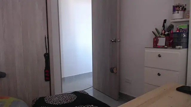 scarlett diamond11 online show from September 15, 10:21 pm