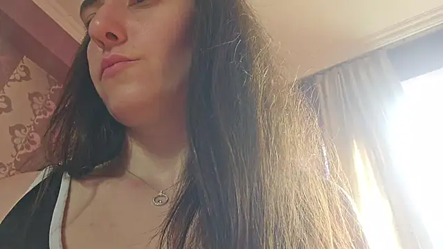 AlejandraDelaney online show from June 22, 12:35 pm