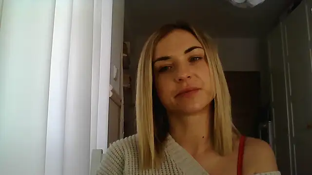 Snapshot of ashley_xlove chatting on January 14, 10:48 am ashley xlove online show from January 14, 10:48 am