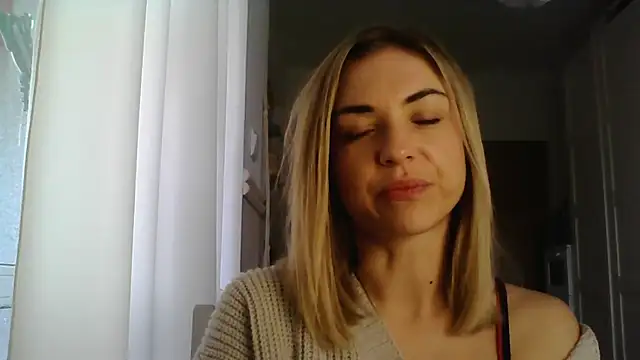 Snapshot of ashley_xlove chatting on February 7, 7:50 am ashley xlove online show from February 7, 7:50 am