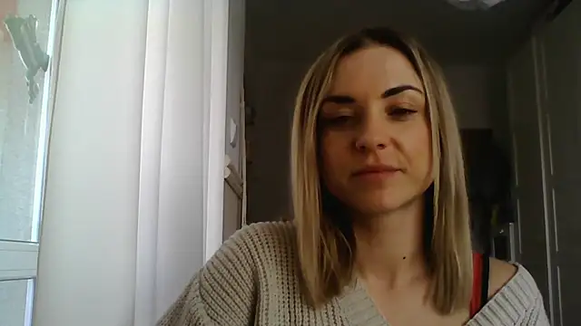 Snapshot of ashley_xlove chatting on February 18, 11:00 am ashley xlove online show from February 18, 11:00 am