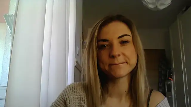 Snapshot of ashley_xlove chatting on March 5, 7:38 am ashley xlove online show from March 5, 7:38 am